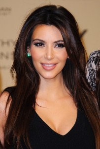 kim-kardashian-launch-kardashian-kollection-01